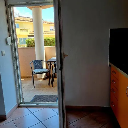 Apartament Ema Pula