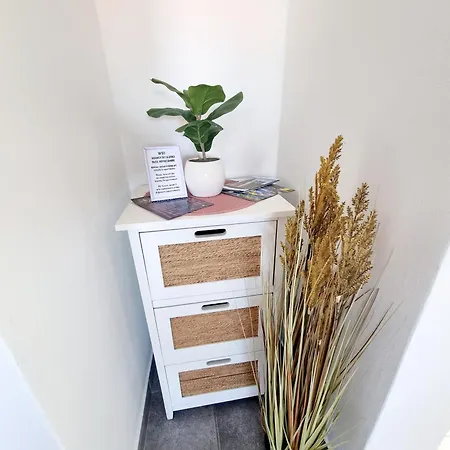 Ema Apartment