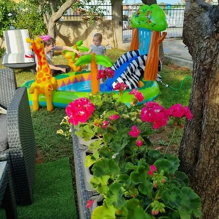 Apartman Ema Póla
