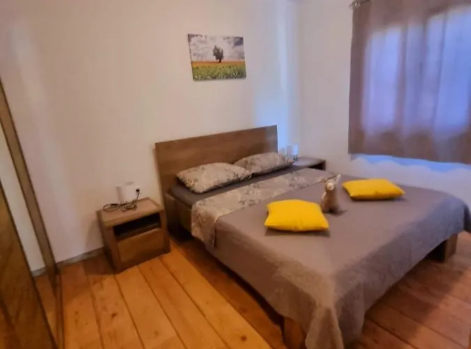 Διαμέρισμα Ema