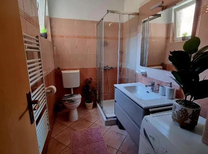 Διαμέρισμα Ema