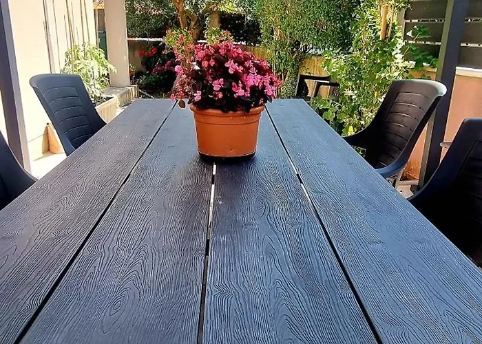 Διαμέρισμα Ema Πούλα